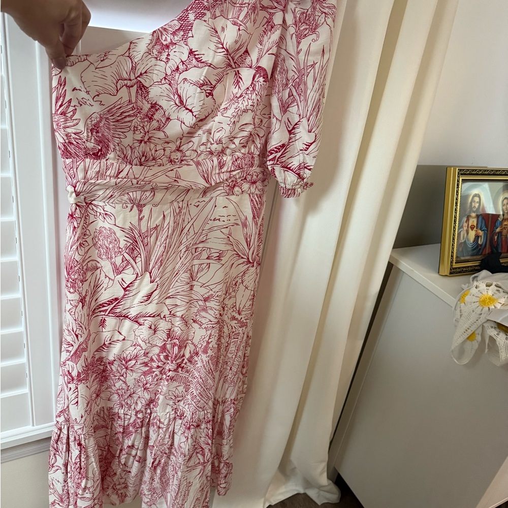 Express Pink and White One Shoulder Puff Sleeve Dress